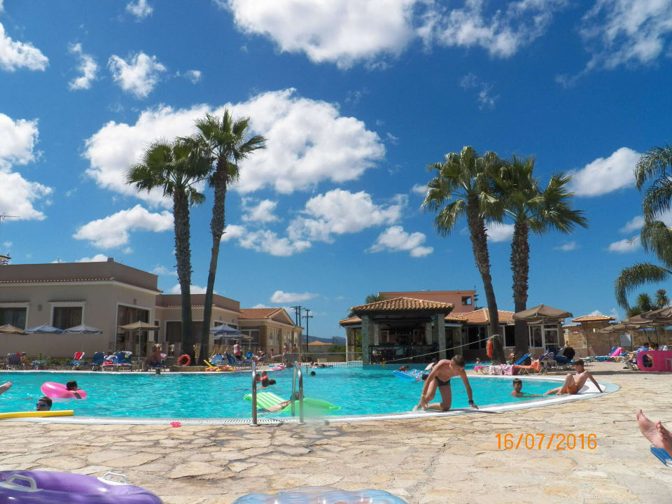 Basen Hotel Zante Village