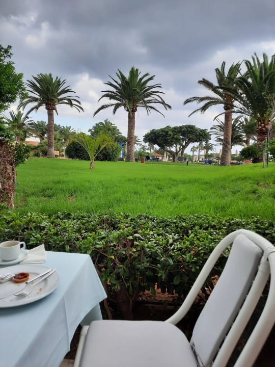 Gastro Anissa Beach & Village