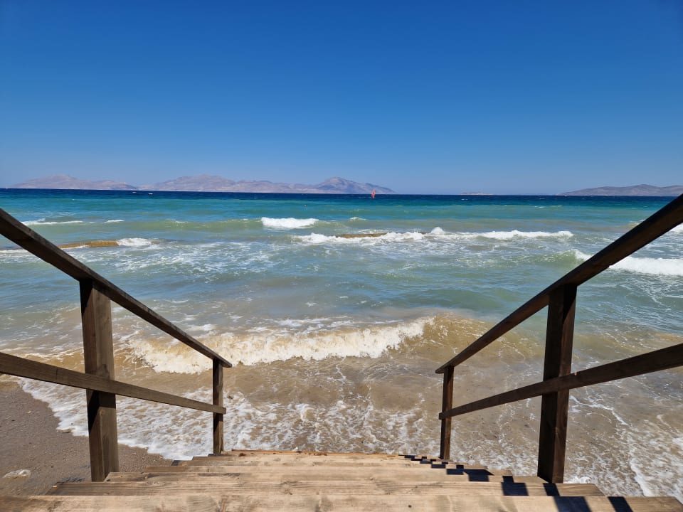 Strand Neptune Luxury Resort