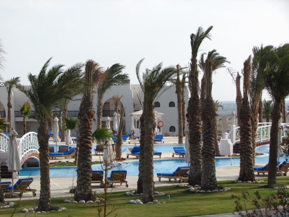 Największy basen  Hilton Marsa Alam Nubian Resort