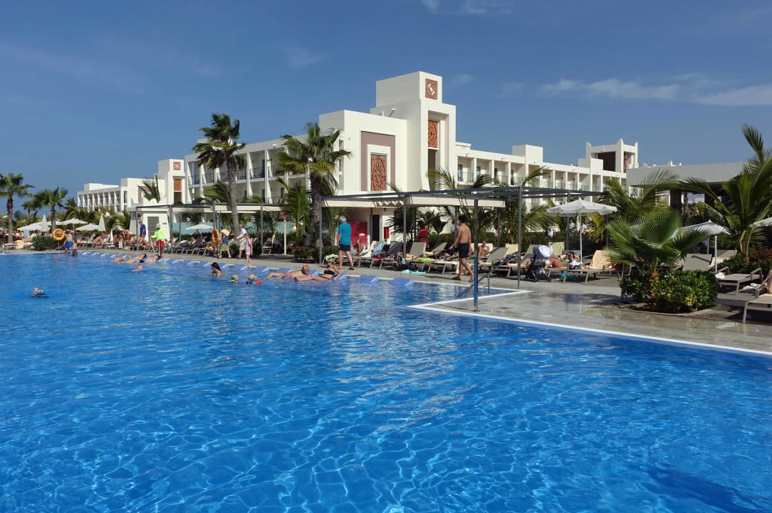 Pool Hotel Riu Palace Santa Maria
