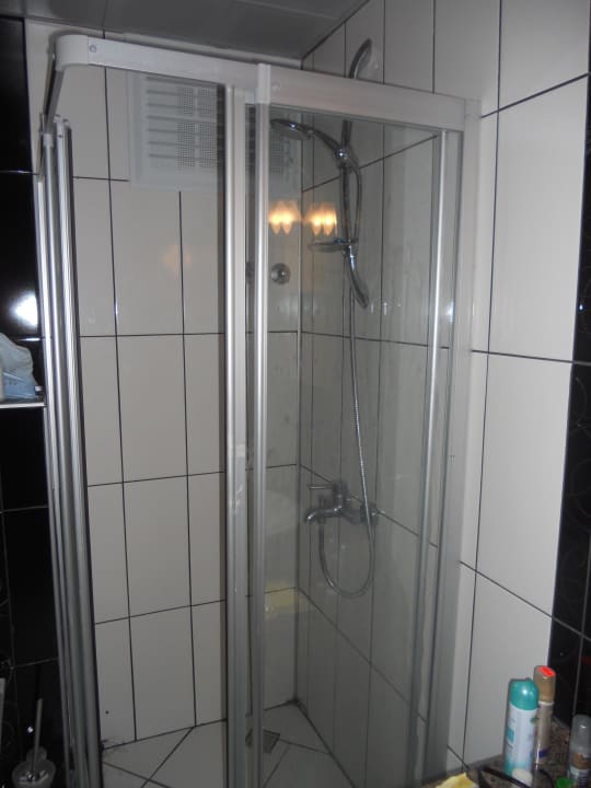 Dusche Monart City Hotel