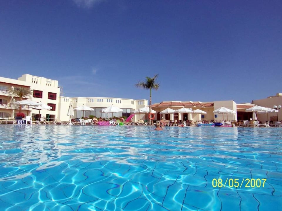 Pool Kiroseiz Xperience Kiroseiz Parkland Resort