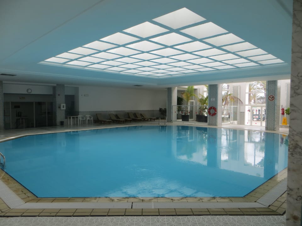 Das Hallenbad El Mouradi Club Kantaoui