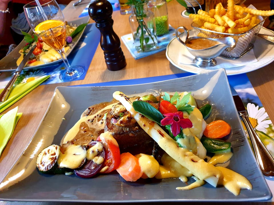 Gastro Hotel-Gasthof Goldenes Lamm