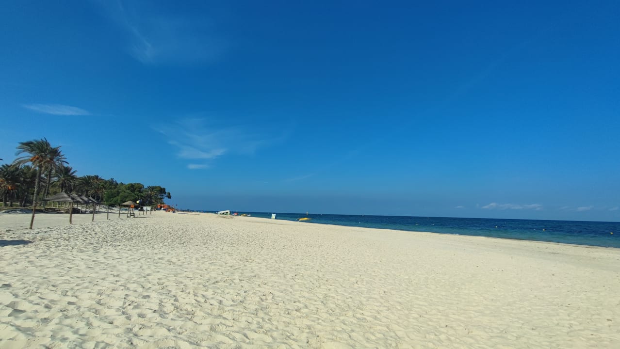 Strand Marhaba Royal Salem