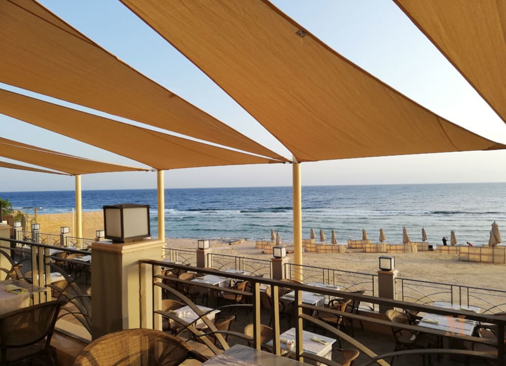 Gastro Serenity Alpha Beach