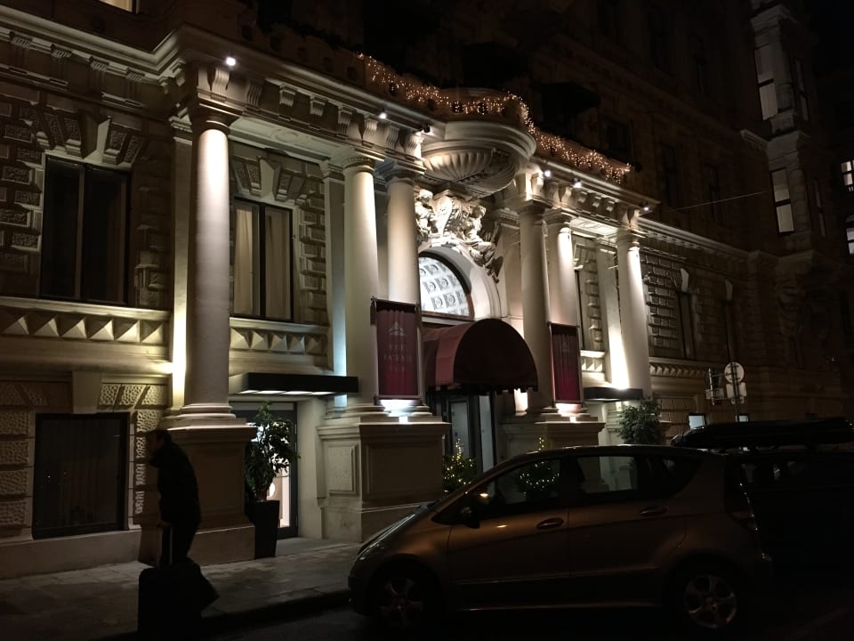 Außenansicht Hotel Rathauspark Wien, a member of Radisson Individuals