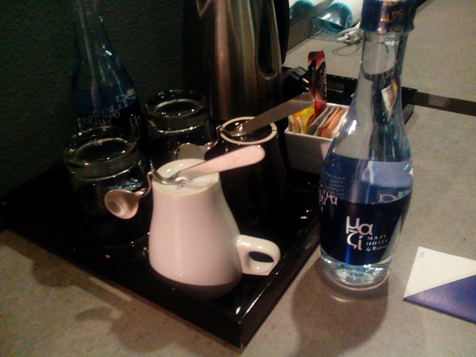 Zimmer Mazi Design Hotel by Kalima