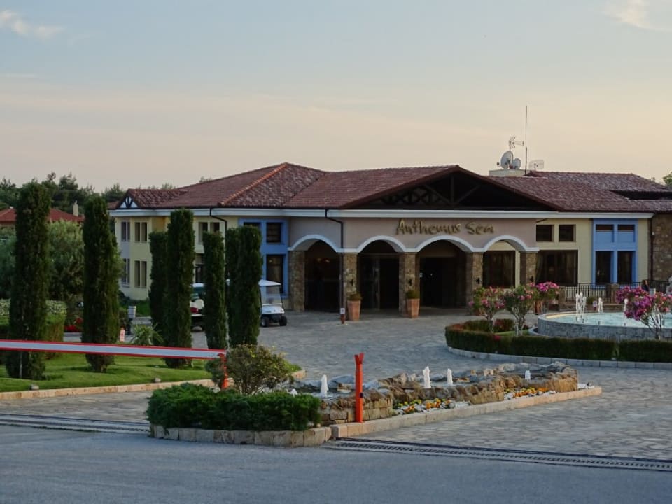 Außenansicht Anthemus Sea Beach Hotel & Spa