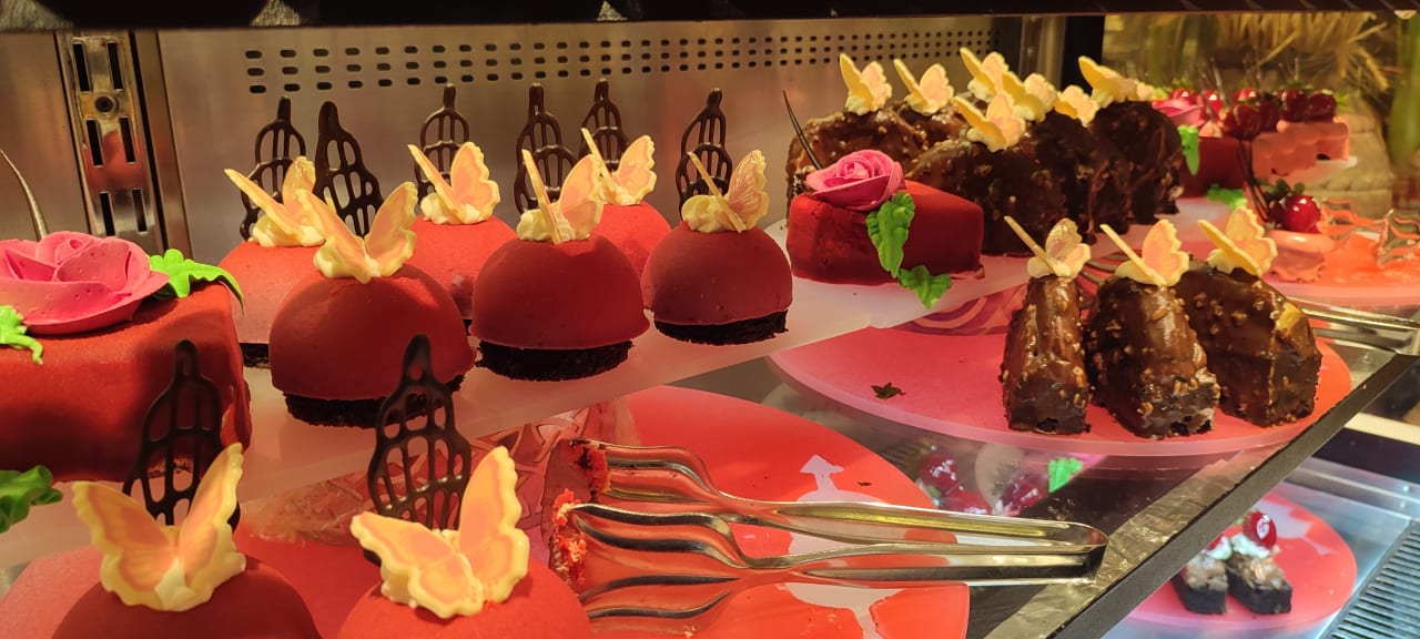 Gastro Side Royal Palace Hotel & Spa