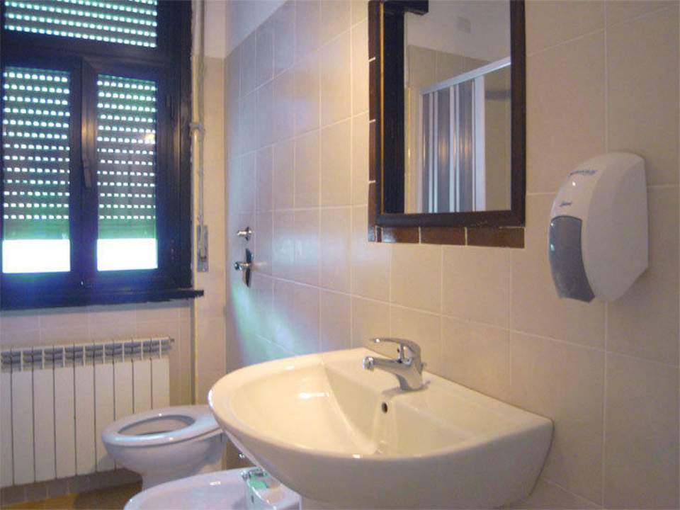 Toilette Hostel Colours