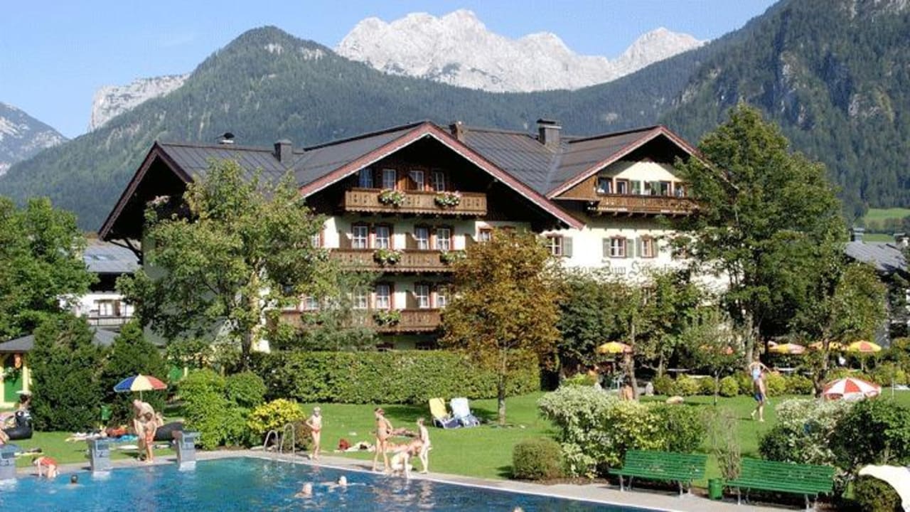 Unser Haus mit dem Steinbergbad Hotel - Wirts'haus Zum Schweizer