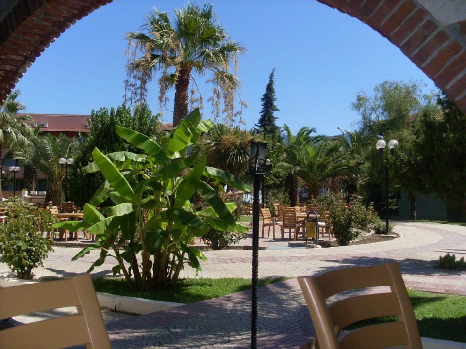 Außenanlage Palm Wings Kusadasi Beach Resort & Spa
