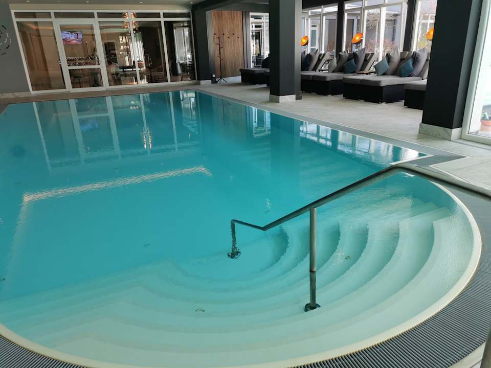 Pool Hotel Holzapfel