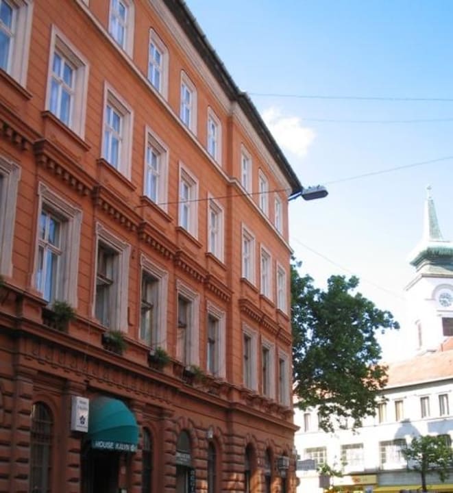 Building Hotel Kálvin House