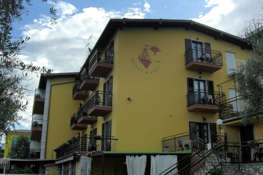 Außenansicht Hotel Rabay