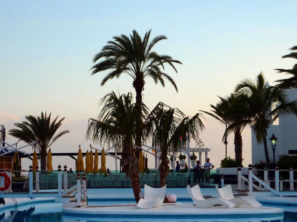 Eine Poolinsel Parque Santiago III Official