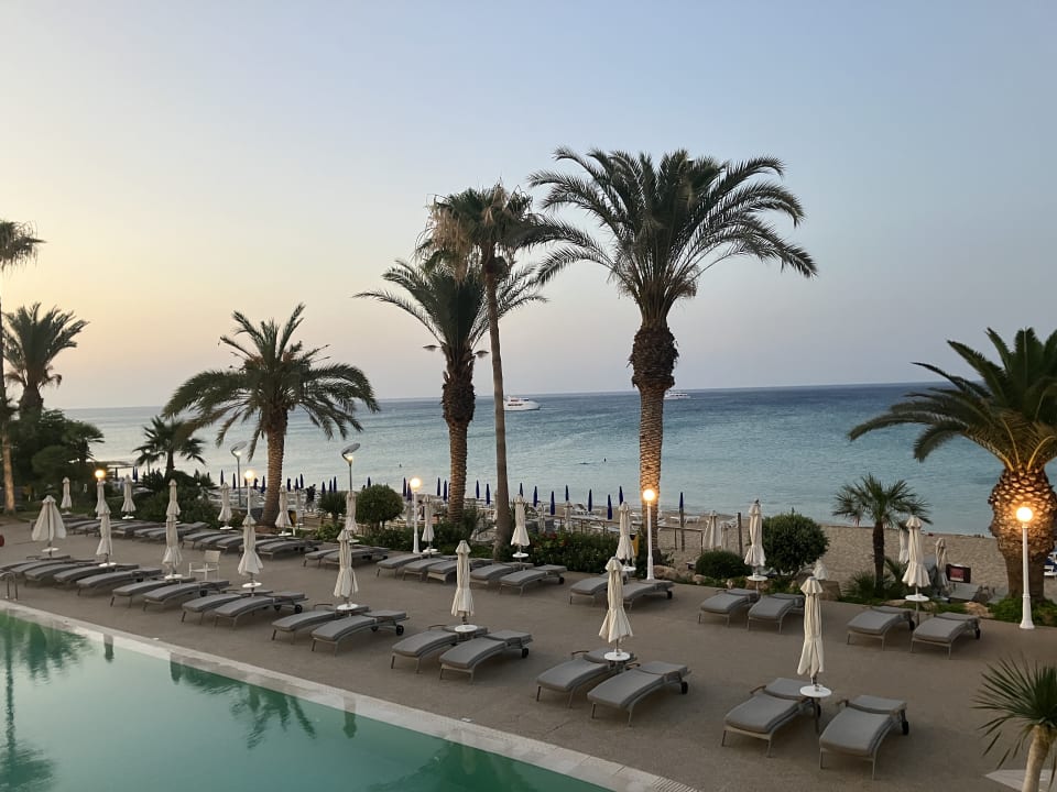 Gartenanlage Hotel Sunrise Beach