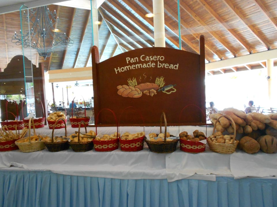 Brot & Brötchen Hotel Grand Palladium Palace Resort, Spa & Casino