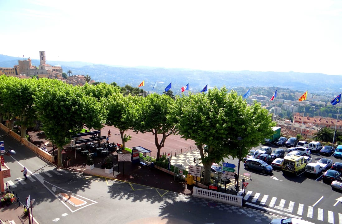 Вид с балкона Inter-Hotel Panorama