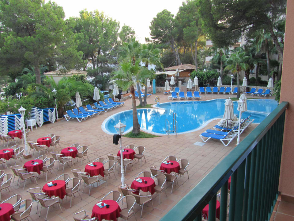 Pool bei Tag Valentin Somni Hotel & Suites