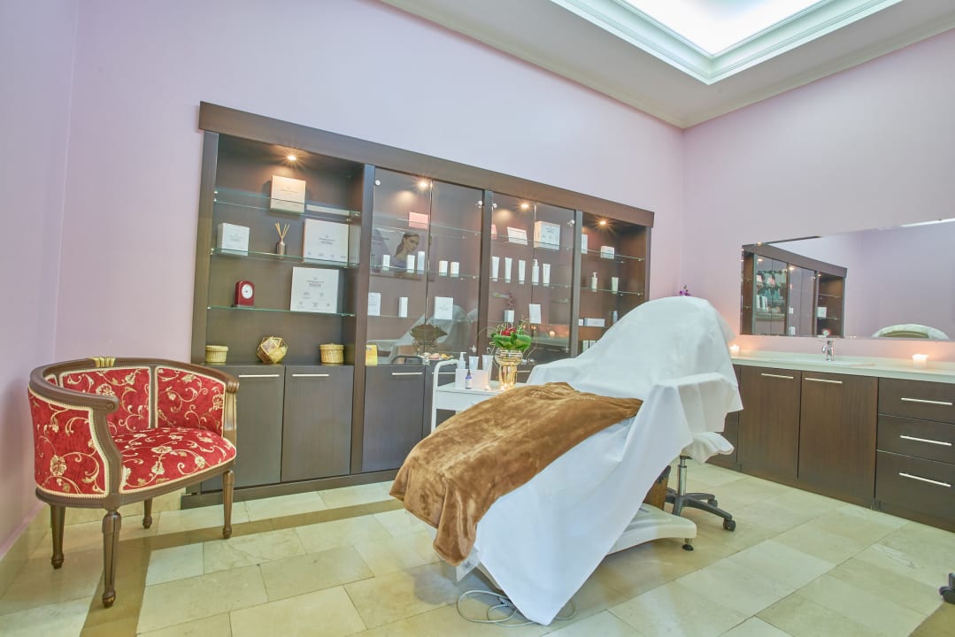 Sport & Freizeit Rixos President Astana