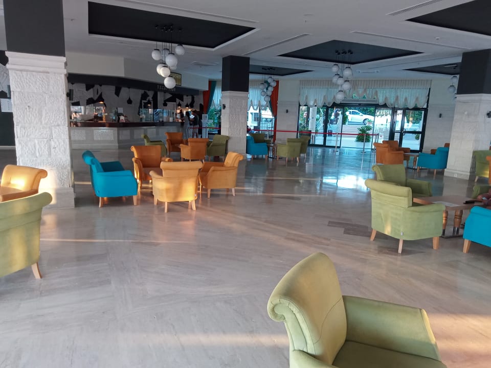 Lobby Aska Hotel Just in Beach