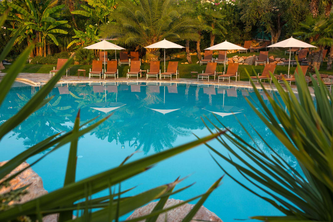 Sun Bay Pool Color Hotel