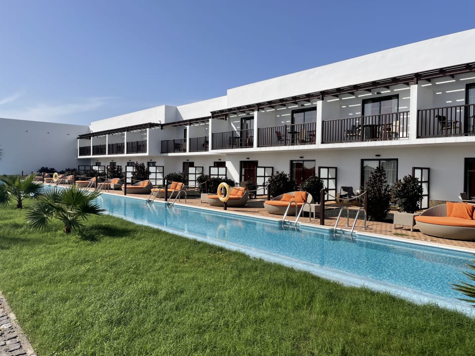 Pool Meliá Llana Beach Resort & Spa