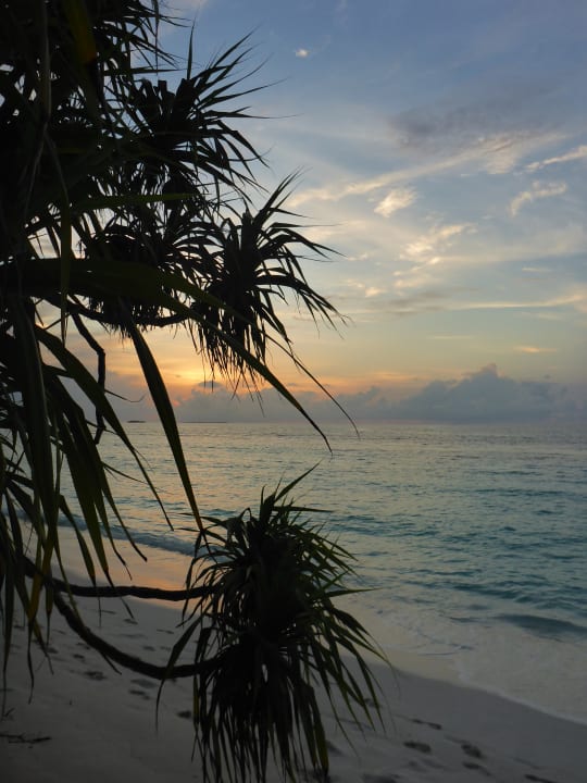 Strand Angaga Island Resort