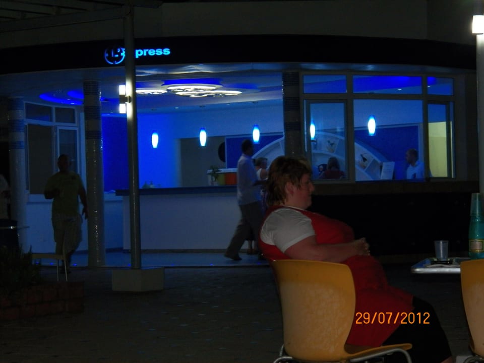 Expressbar 24 Stunden offen Calimera One Resort Jockey