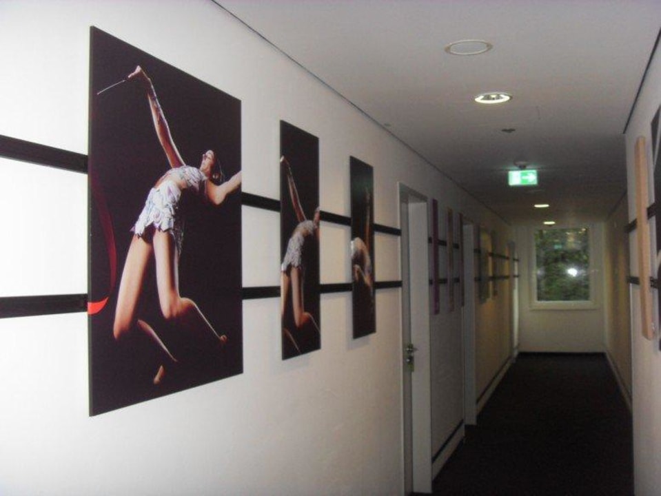 Hotelflur in unserer Etage Lindner Hotel Frankfurt Sportpark, part of JdV by Hyatt
