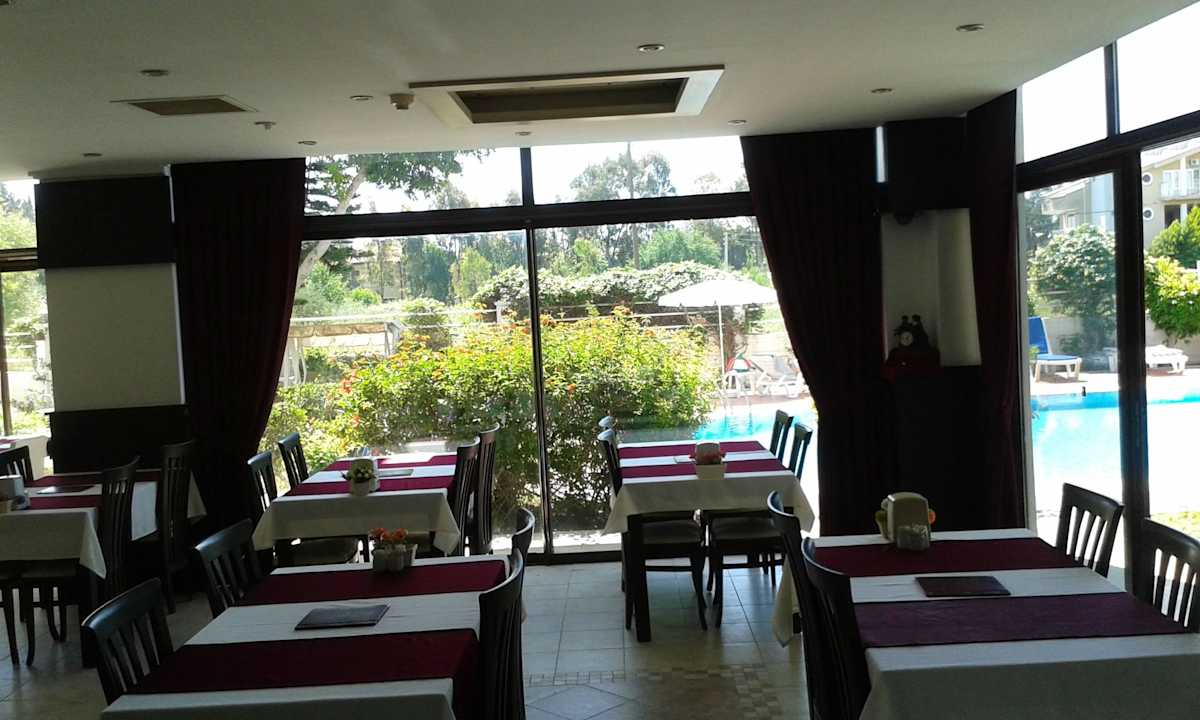 New Carna Garden Hotel