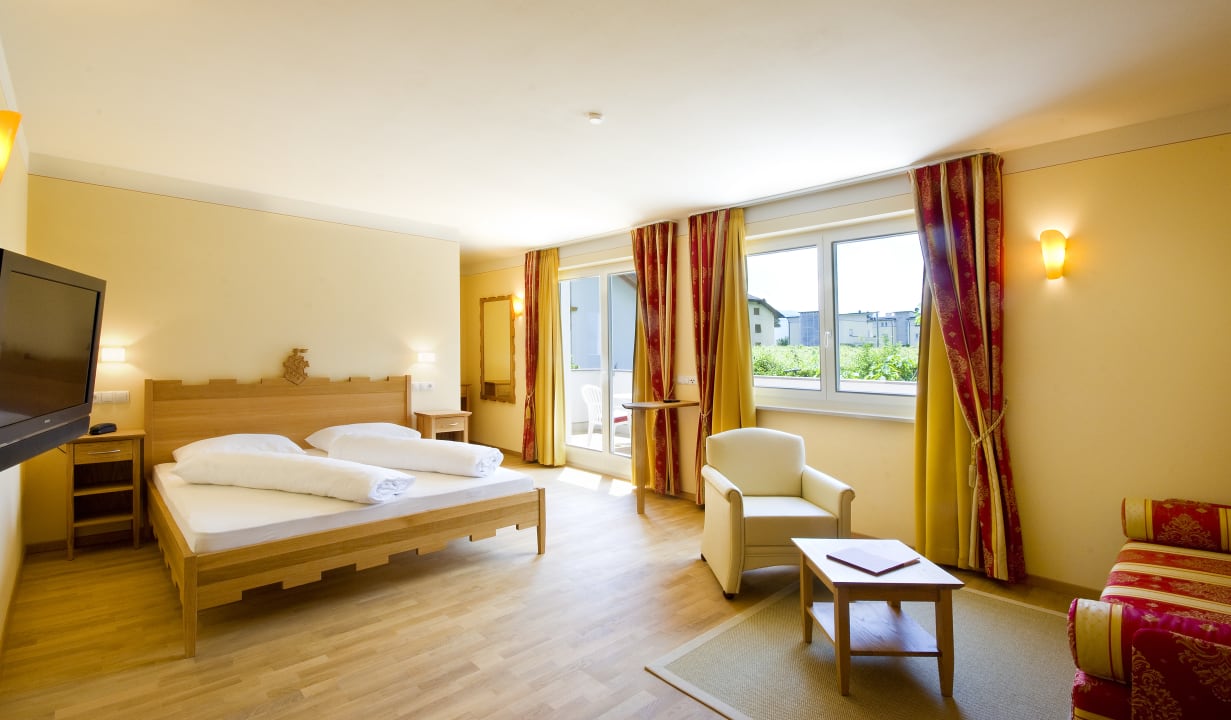 Zimmer Weingut Klosterhof Garni-Hotel