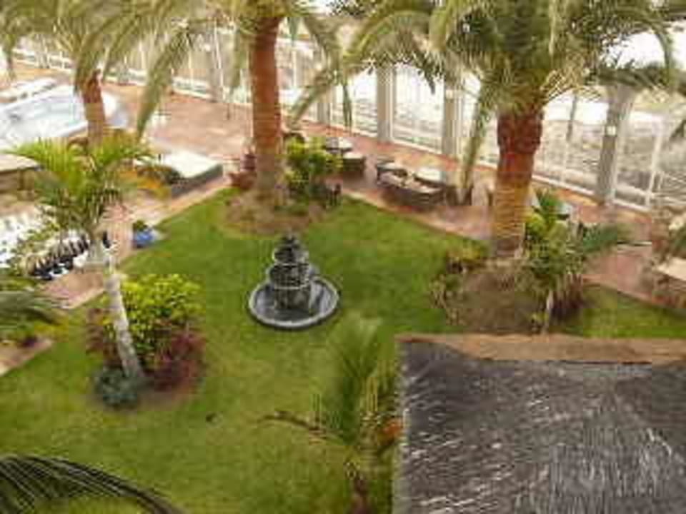 Kleiner Gartenbereich Hotel Beach Club San Agustin