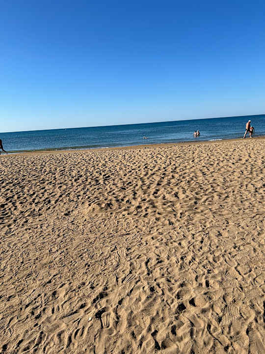 Strand Royal Atlantis Beach Hotel