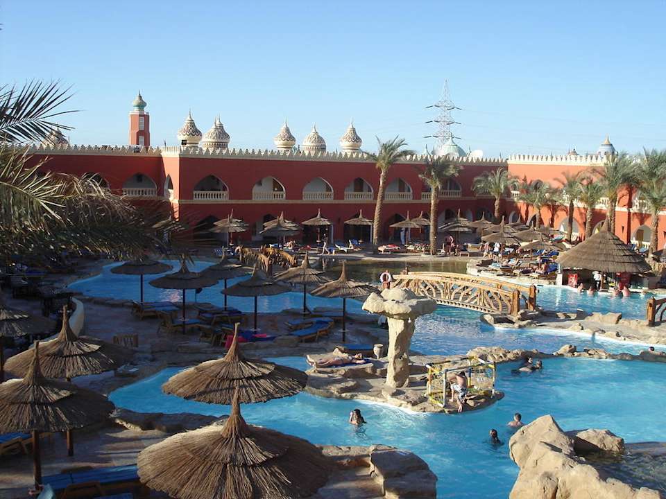 Бассейн Pickalbatros Alf Leila Wa Leila Resort - Neverland Hurghada
