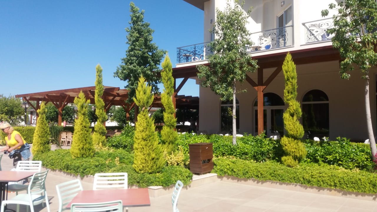 Gartenanlage Mary Hotel Side