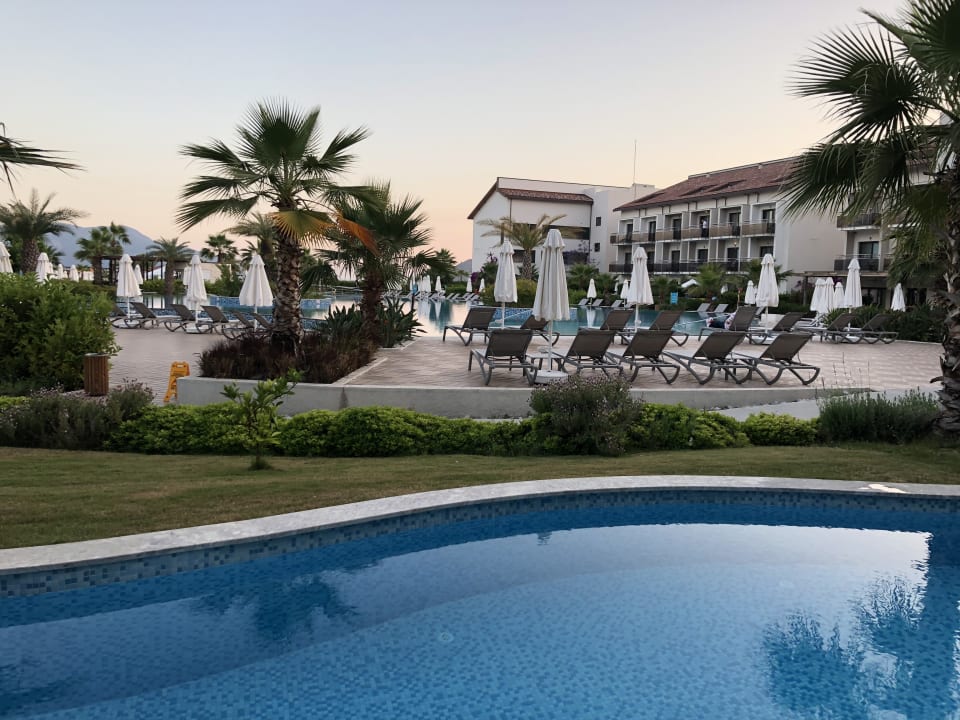 Pool Akra Fethiye Tui Blue Sensatori