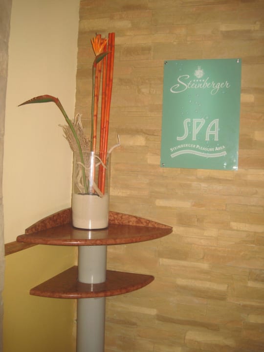 Zugang zum Spa-Bereich Das Steinberger Hotel