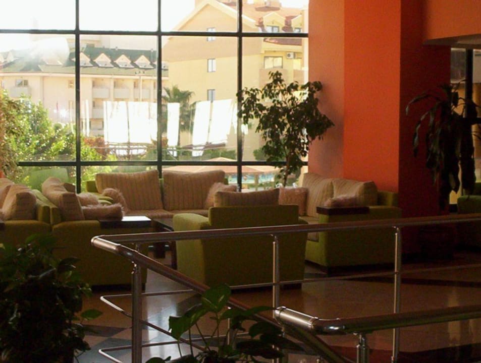 Teil der Lobby Grand Seker Hotel