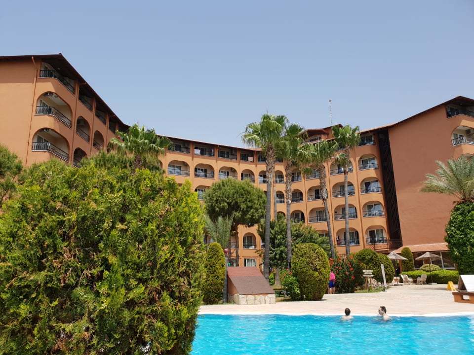 Haupthaus Club Turtas Beach Hotel