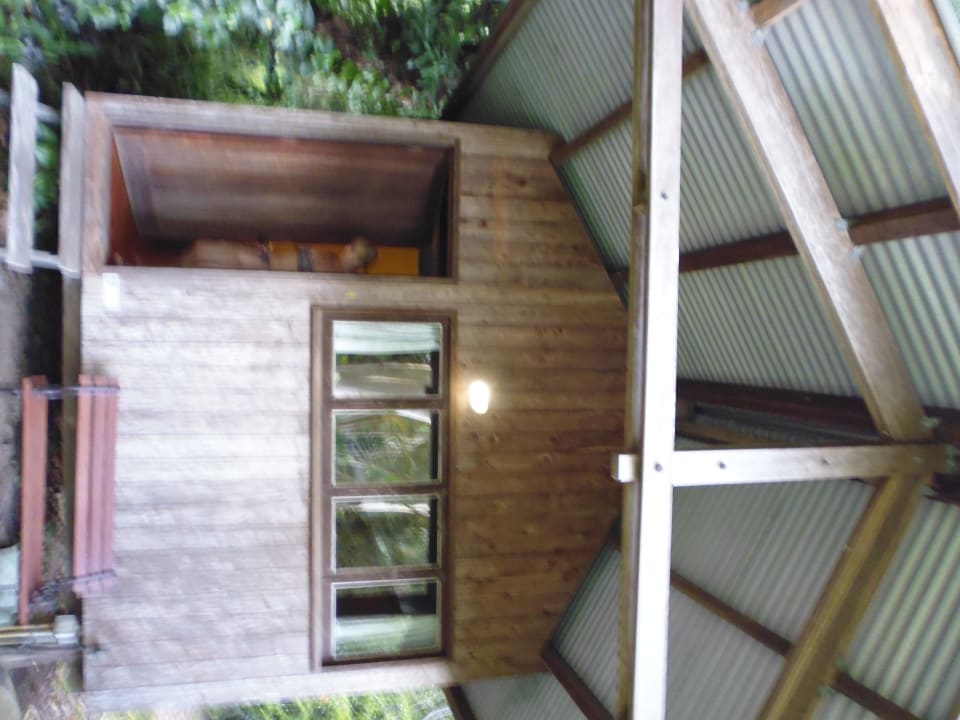 Übernachtungen im Regenwald Mungumby Lodge