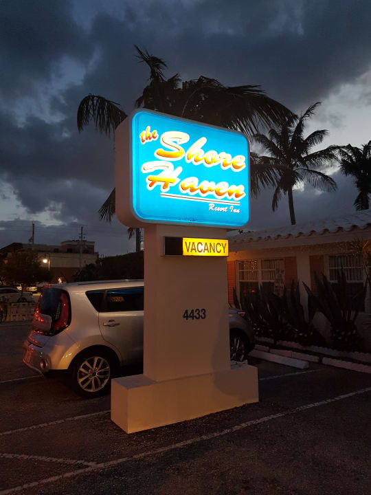 Beschilderung Hotel Shore Haven Resort Inn