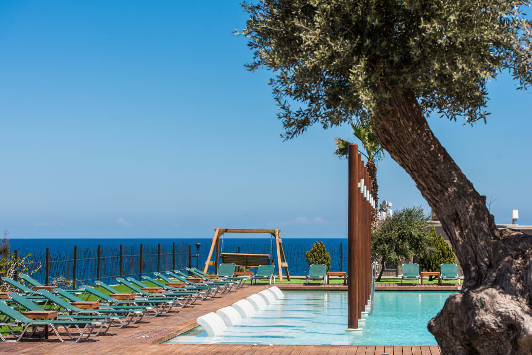 Pool Arminda Hotel and SPA