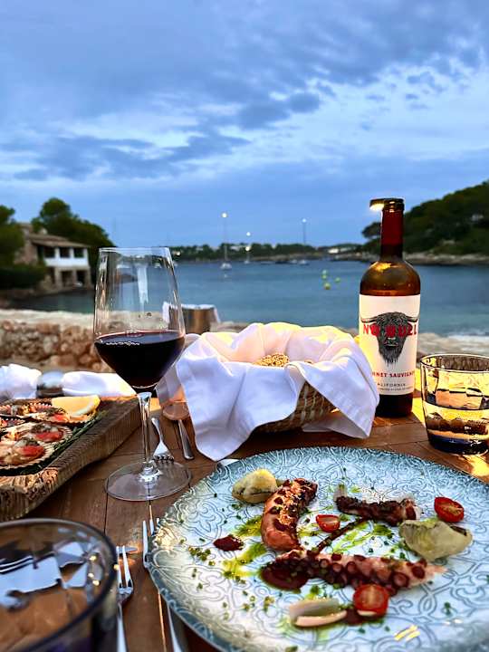 Gastro Ikos Porto Petro