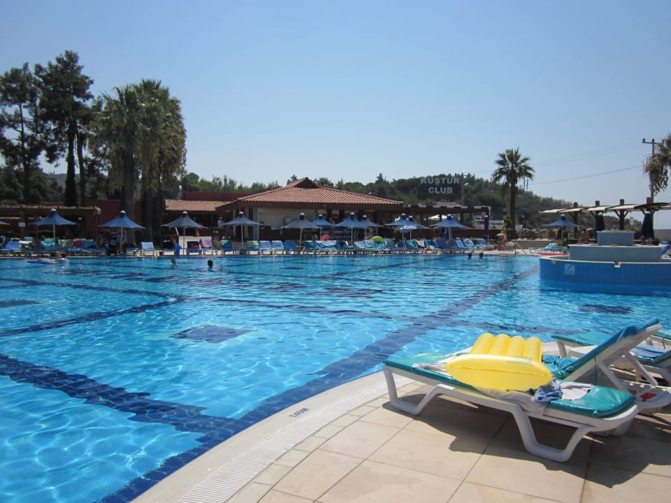 6 Kustur Club Holiday Village