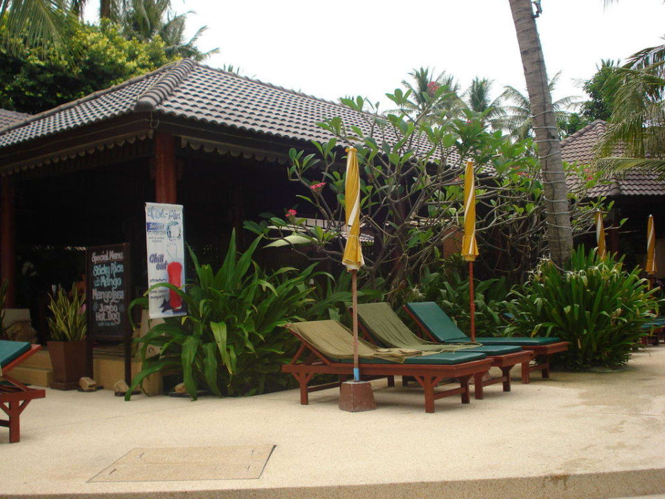 Offenes Hotel-Restaurant neben Pool-Terrasse Hotel Baan Chaweng Beach Resort & Spa