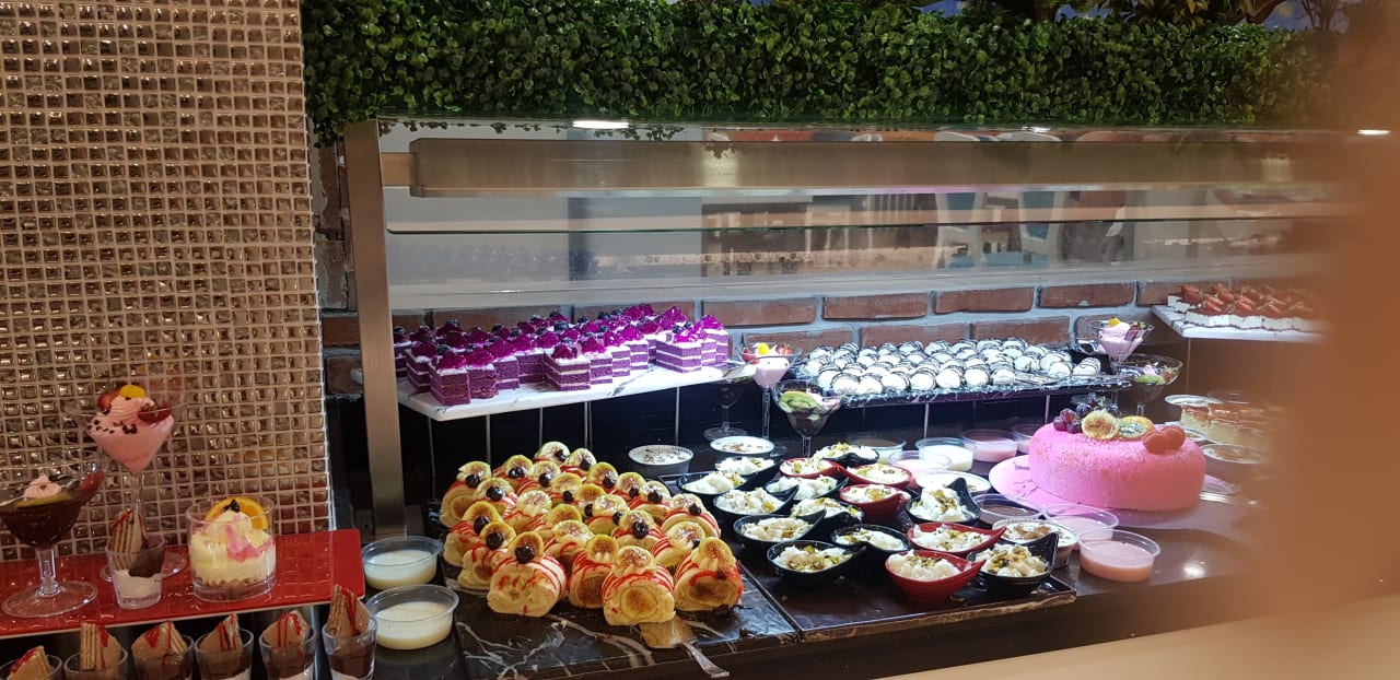 Gastro Dream World Palace Hotel